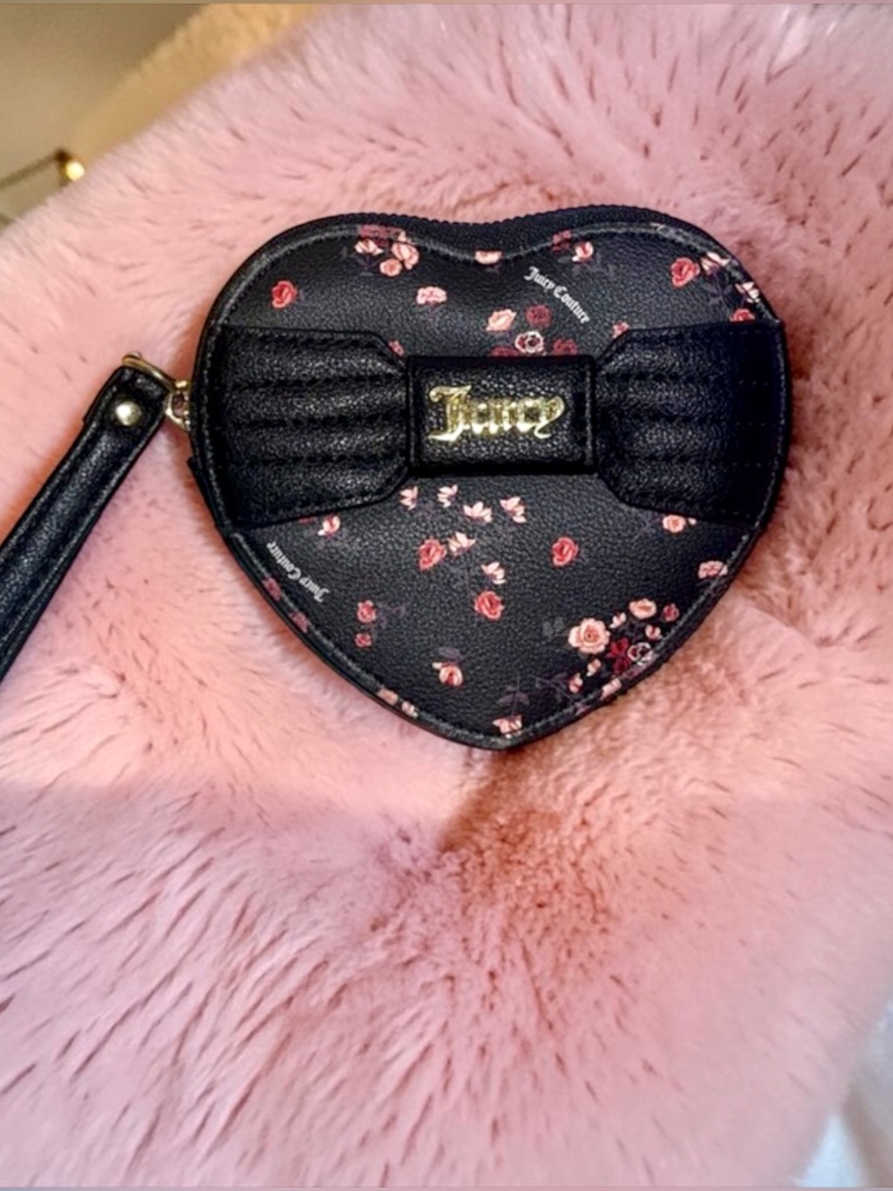 Juicy Couture Pretty Floral Wallet Wristlet